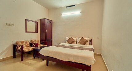 FIREFLY RESORT Room Type - Family Room