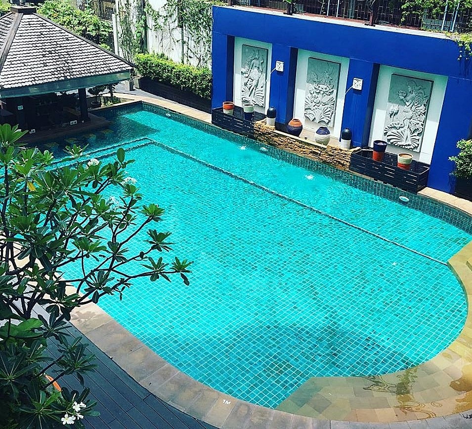 Sunbeam Hotel Pattaya - Tap to explore photos