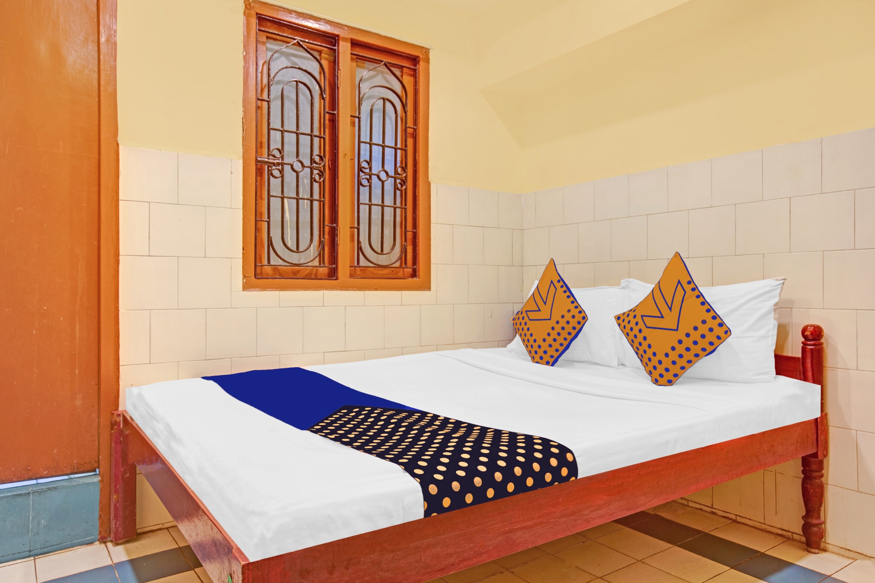 Hotel O Relax Rooms - Tap to explore photos