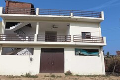 Hotel O Star Family Hotel & Hostel