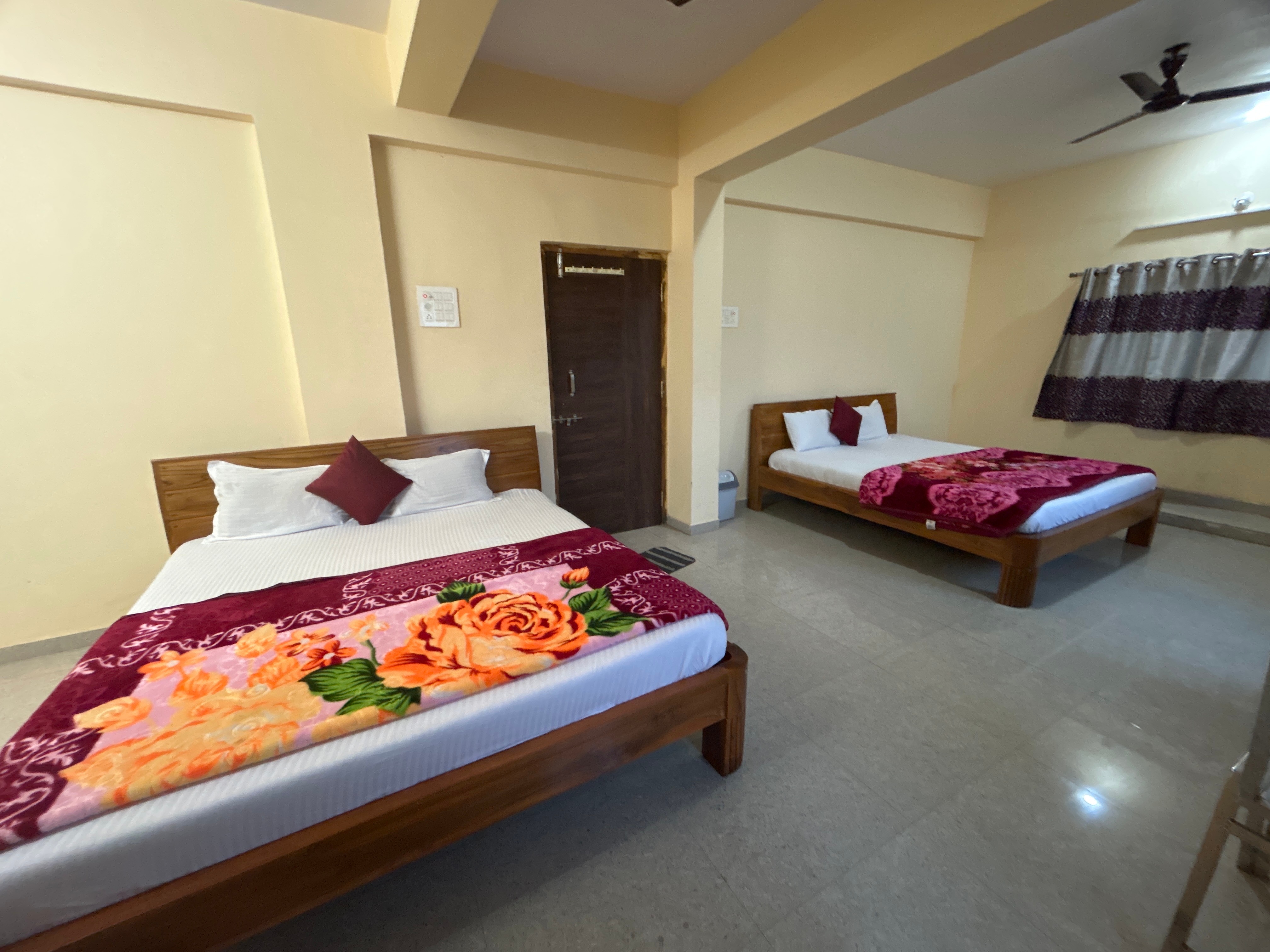 hotel jay malhar - Tap to explore photos