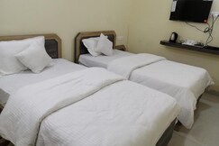 Hotel Nageshwar Palace