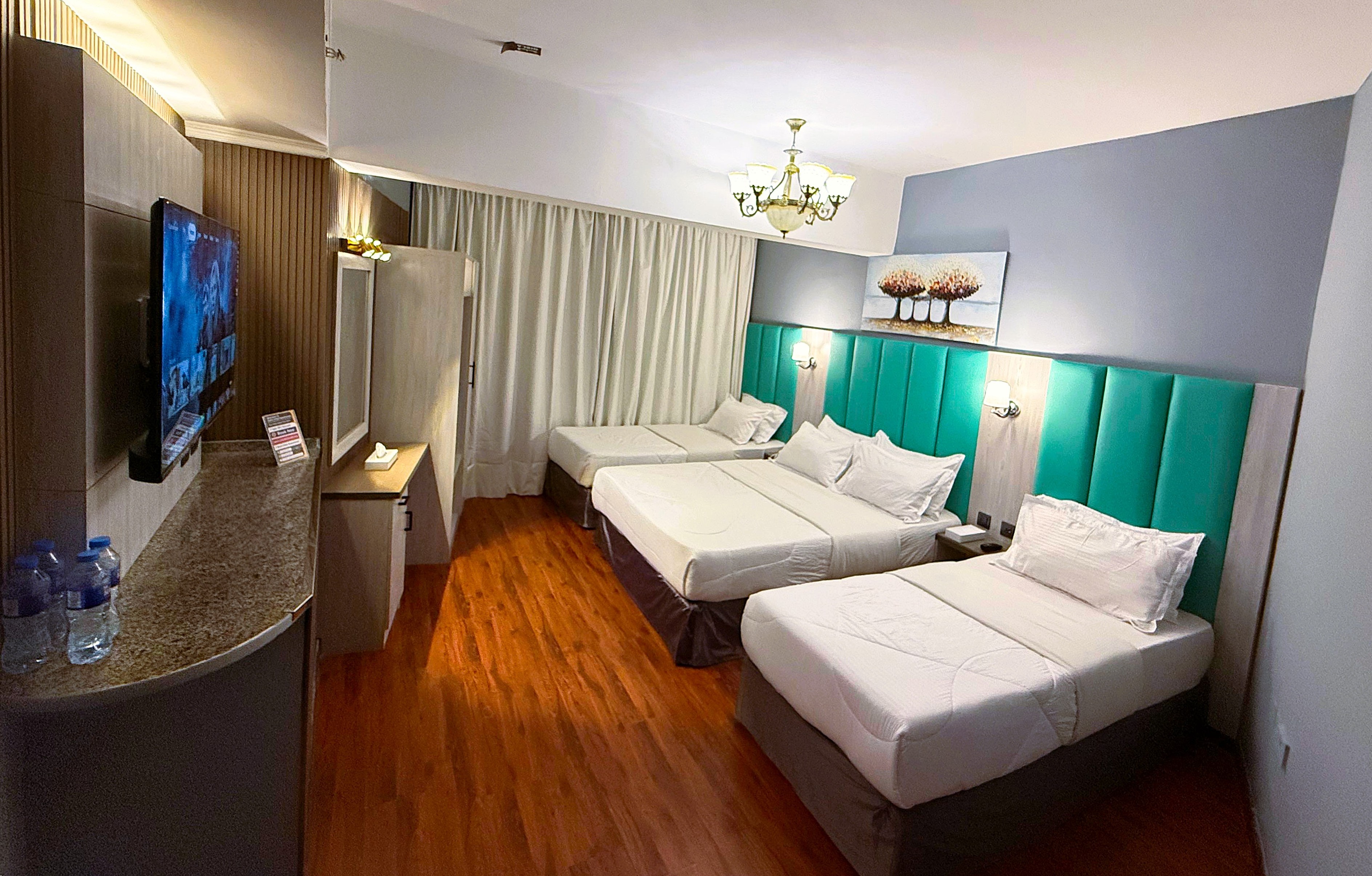 Hafez Hotel Apartments - Al Ras Metro Station - Tap to explore photos