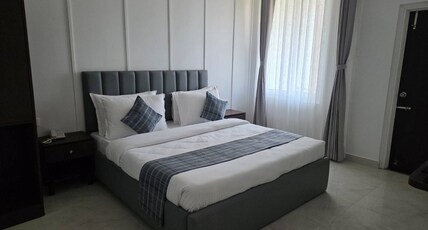 Wild Cherry Room Type - Standard Room with City View