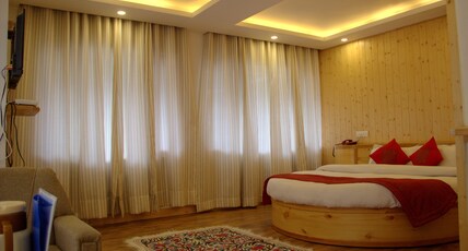 Hotel Dream Land - River Side Room Type - Honeymoon Suite with Private Balcony (Forest and River View)