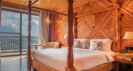 Echor Mandara Tree Villa Dharamshala Room Type - Swiss Wooden Chalet 4 Poster Bedroom with Balcony (Mountain View)