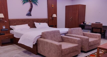 HOTEL CHANDANA SQUARE Room Type - EXECUTIVE ROOM