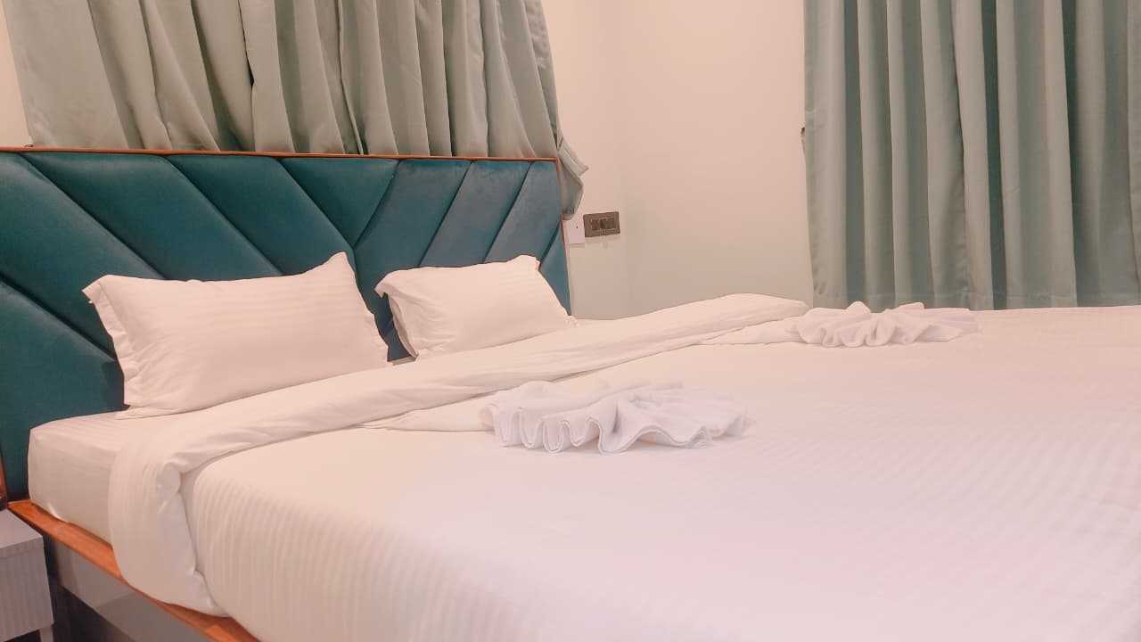 Hotel O SKY PLEX GUEST HOUSE - Tap to explore photos