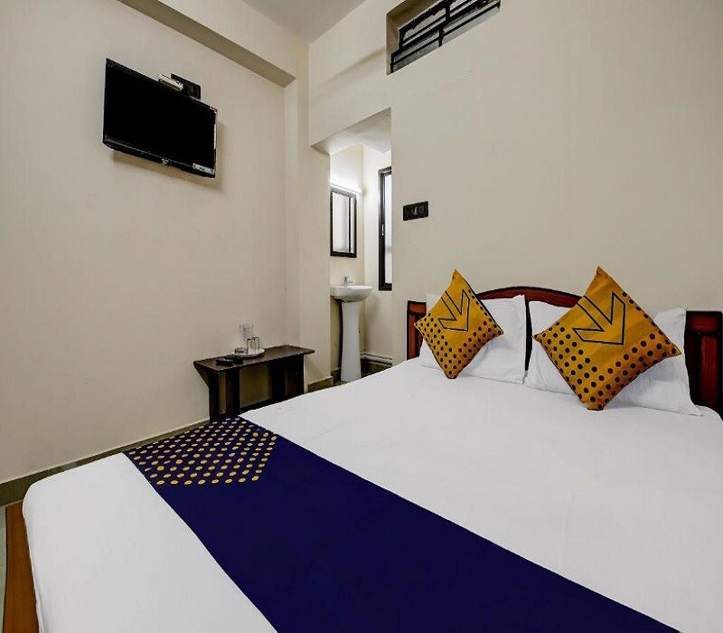 Sree Srinivasa Boarding and Lodging - Tap to explore photos