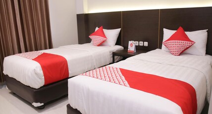 Hotel O Azzahra Guest House Syariah Room Type - Indonesia Standard Twin
