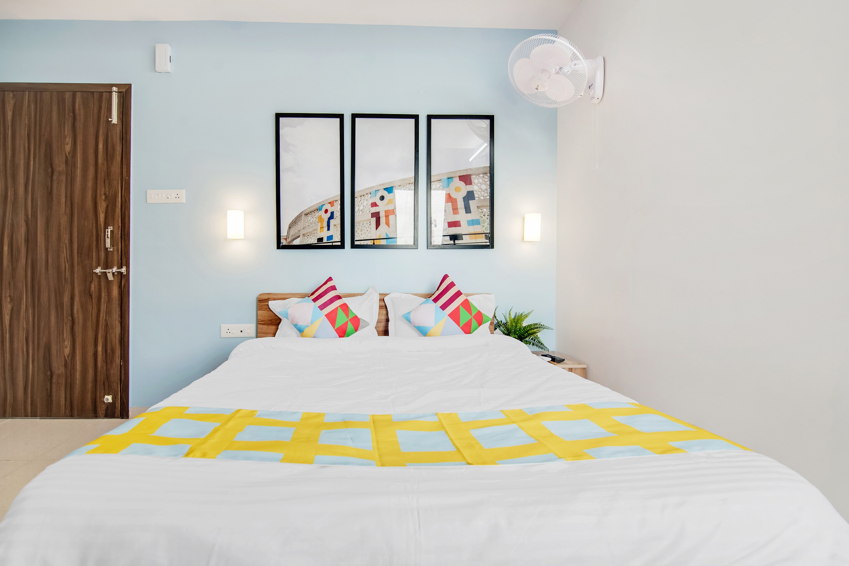 Hotel O POP Misba Homestay - Tap to explore photos