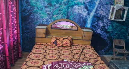 Himalayan Homestay & Hostel Bhagshu Waterfalls View Room Type - Room 6 First Floor
