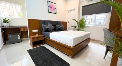 Housr 24 Serviced Apartment Koramangala Bangalore Room Type - Classic King Housr 24 Serviced Apartment Koramangala Bangalore Room Type - Classic King
