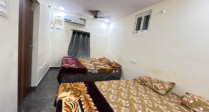 SRI HANUMA RESIDENCY Room Type - Bedroom 7