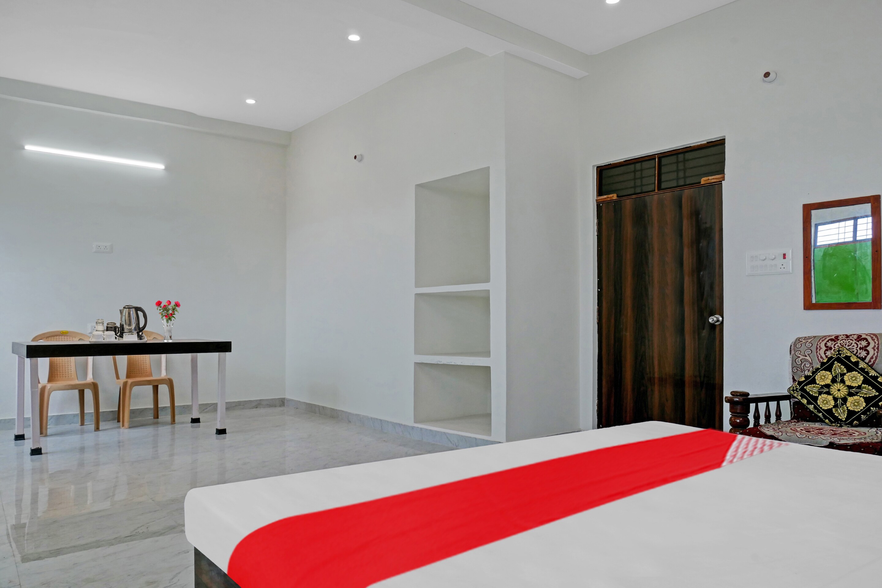Hotel O Archana Homestay - Tap to explore photos