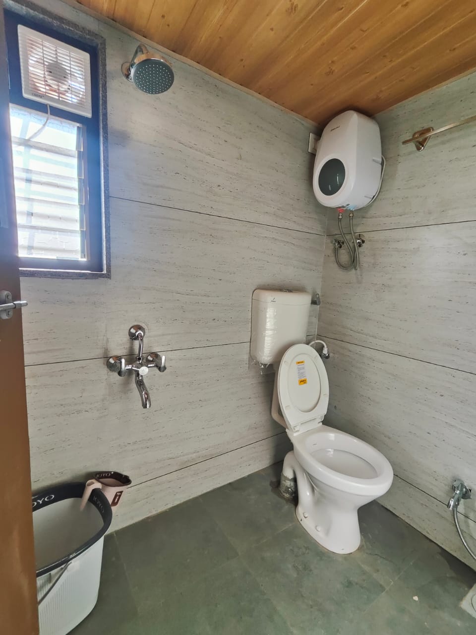 Hotel Shivansh Executive - Tap to explore photos