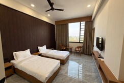 Hotel Avenue Suites