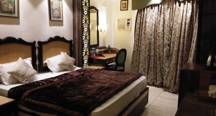 HOTEL RAJ SHREE Room Type - Double Bed AC Room