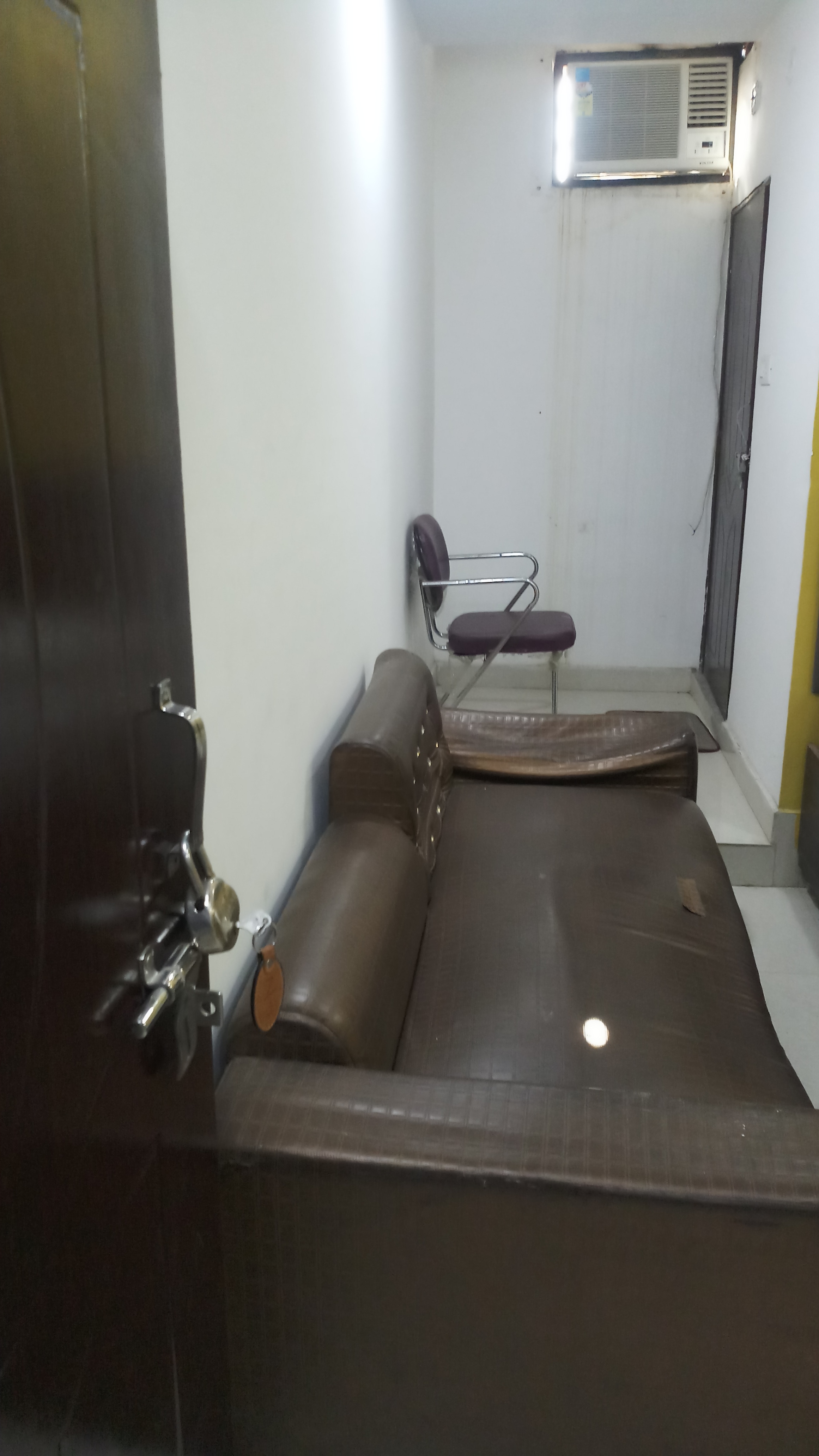 Madhav Guest House - Tap to explore photos