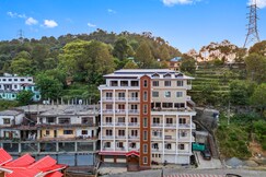 OnlyStay Luxe House Dalhousie