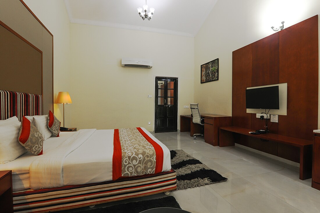 Jharna Resort - Tap to explore photos
