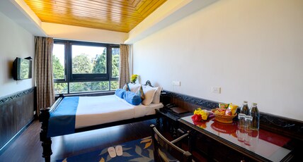 Sinclairs Darjeeling Room Type - Burra Sahib Suite