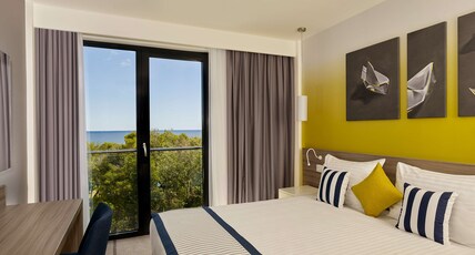 Park Plaza Arena Pula Room Type - Guest Room pool view