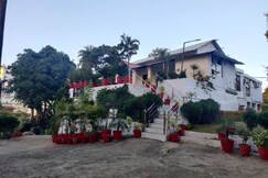 Rose Cottage - A Heritage Retreat