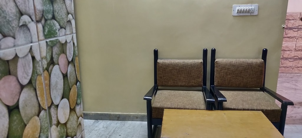 Urvashi Homestay - Tap to explore photos