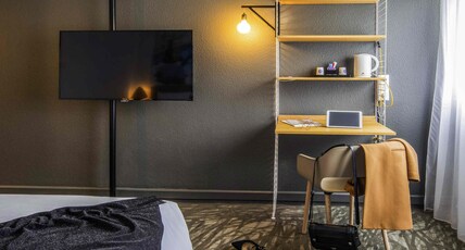 Novotel Metz Amn Room Type - Classic Room - 1 double bed and 1 double sofa bed