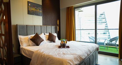 The Vibrant Home  A Luxury Home Stay Room Type - The Vibrant Home  A Luxury Home Stay