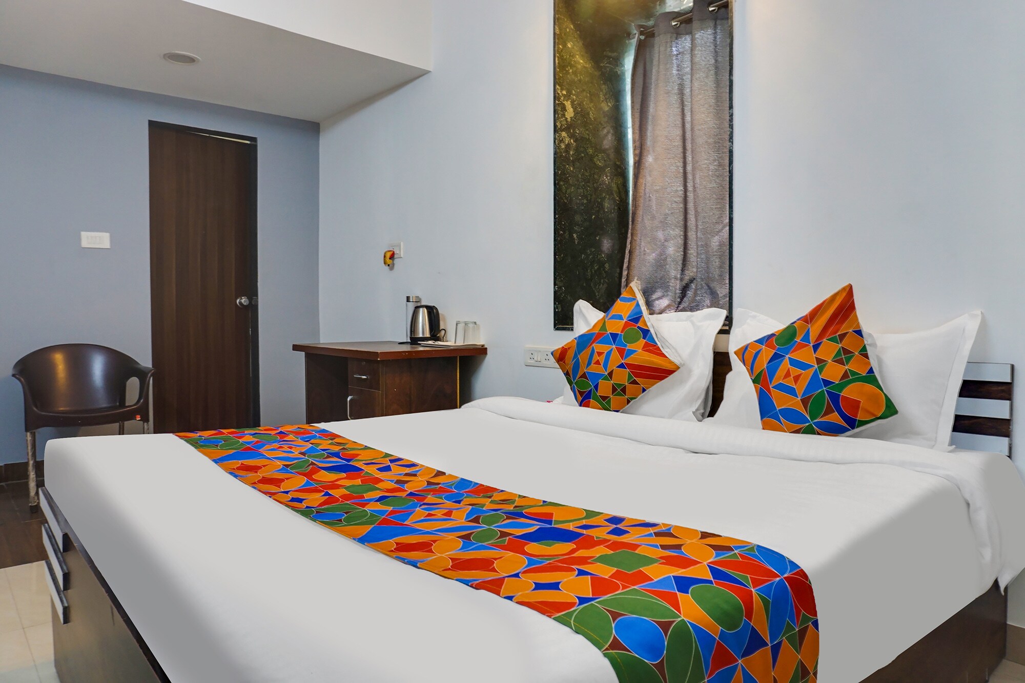 FabHotel Kohinoor Residency I - Nr. Dmart, Baner - Tap to explore photos
