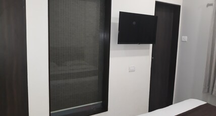 Sai Deep Residency Room Type - Executive Family Room Non A/C