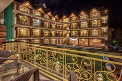 Snow Peak Retreat & Cottages (Centrally Heated- Hill View)