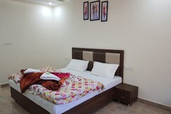 Hotel Pinewood Dalhousie