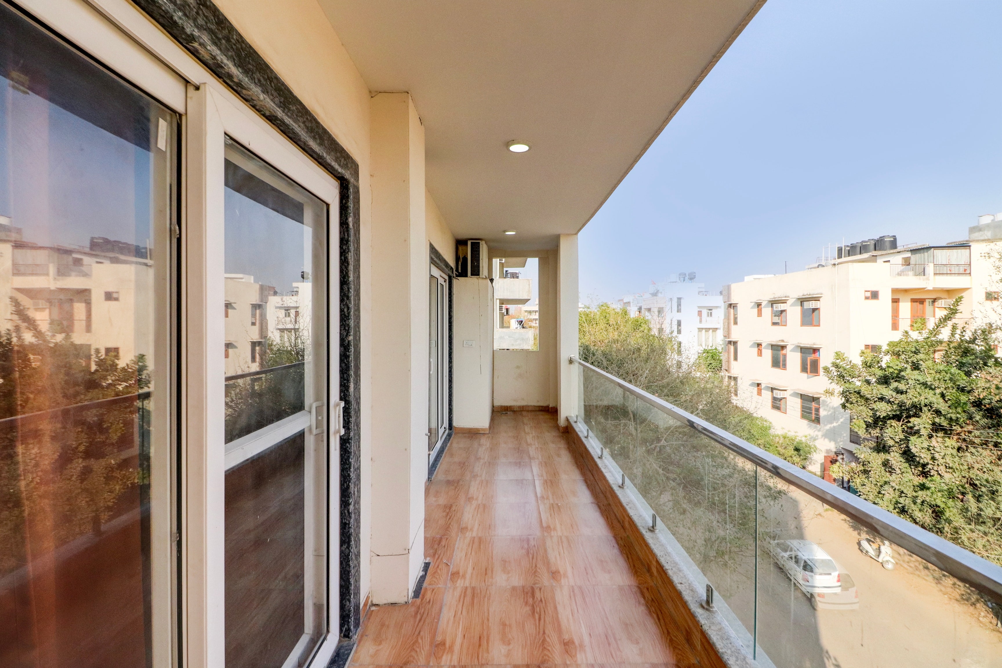 Hotel O - Tap to explore photos