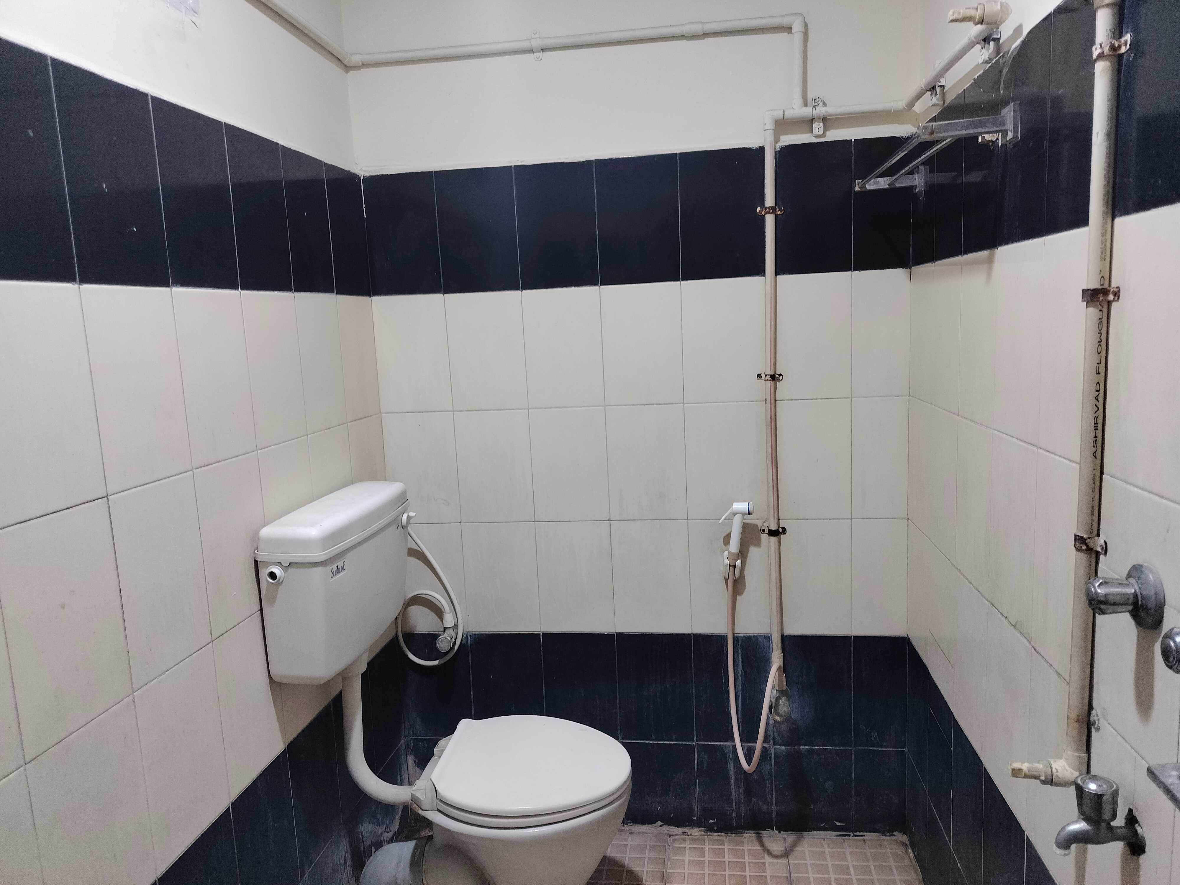 SPOT ON Srinivasa Residency - Tap to explore photos