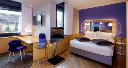 Best Western Plus Executive Hotel and Suites Room Type - 1 QUEEN 1 SINGLE,NSMK,EXCRM,JRSTE,LNGARA,FREEMN