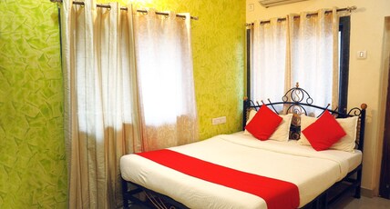 Hotel Pearl Regency Room Type - Deluxe Ac Room