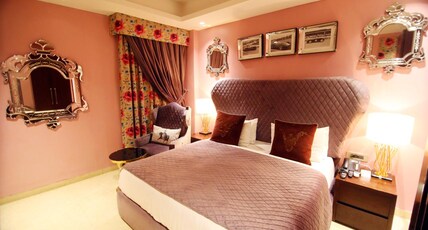 Cotts Villa Room Type - Premium Room