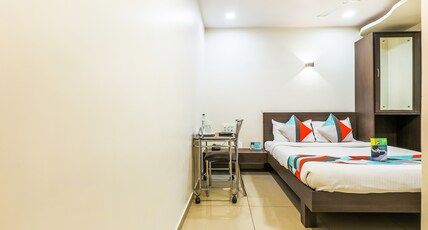 FabHotel Adore Inn Room Type - Deluxe Room