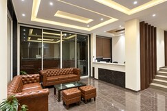 Cloud Green Resort & Spa