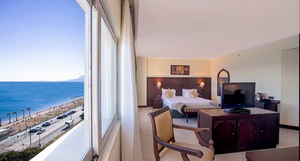 Crowne Plaza Hotel Antalya by IHG Room Type - 1 King Junior Suite Sea Front