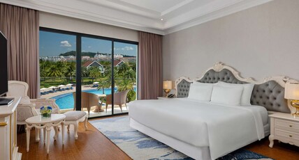 Radisson Blu Resort Phu Quoc Room Type - Deluxe Room Pool View Radisson Blu Resort Phu Quoc Room Type - Deluxe Room Pool View