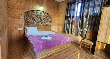 Hotel Babu Room Type - DELUXE SUPERIOR