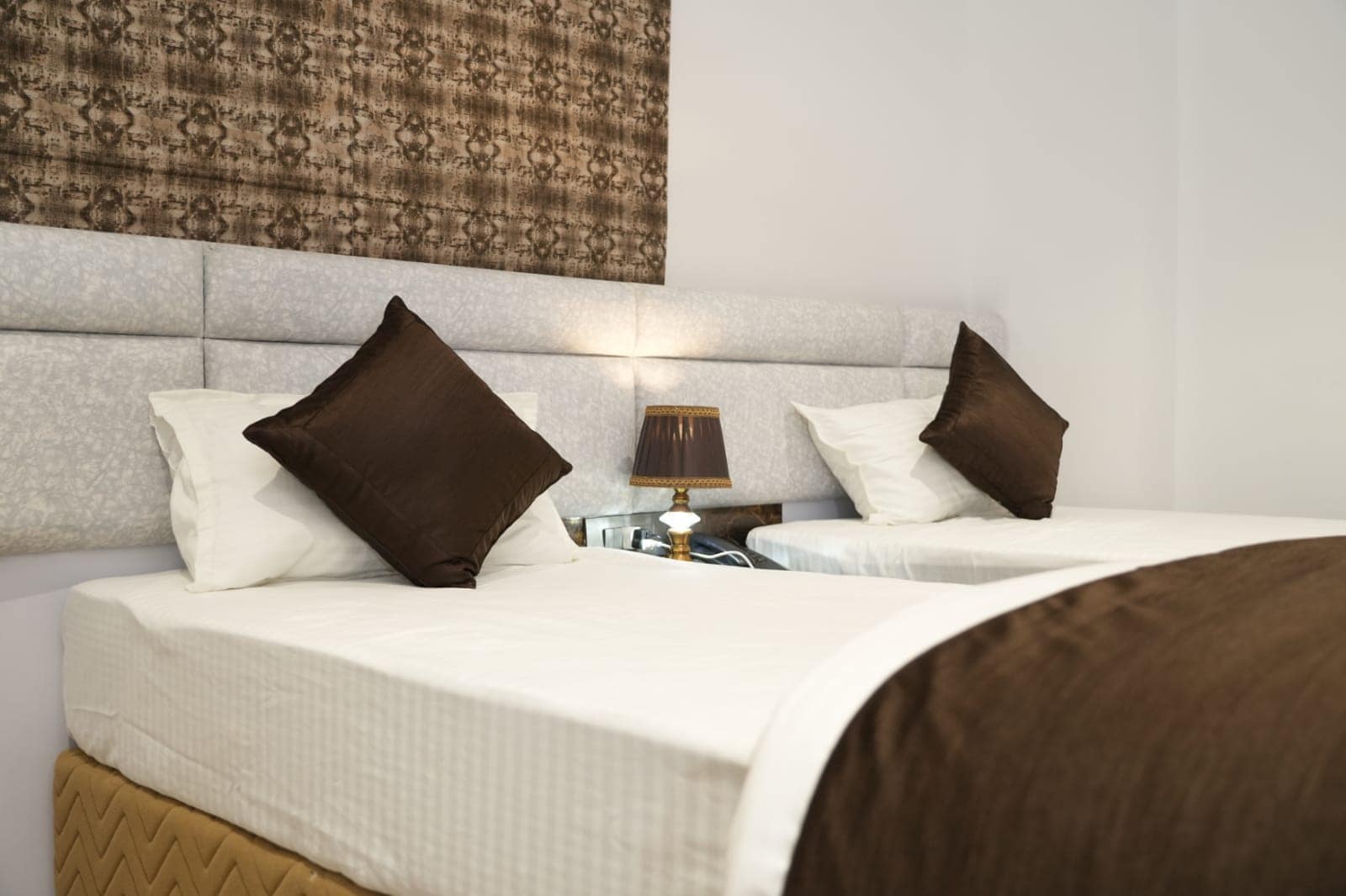 Hotel Royal Bliss - Tap to explore photos