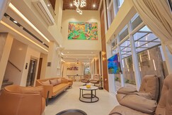 Tara Amodaa Luxury Villa w Heated Pool & Outdoor Theatre