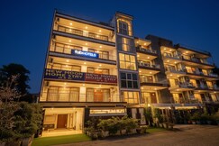 FabHotel The New Moon