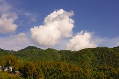 Dalhousie Delight | Rooms & Caretaker