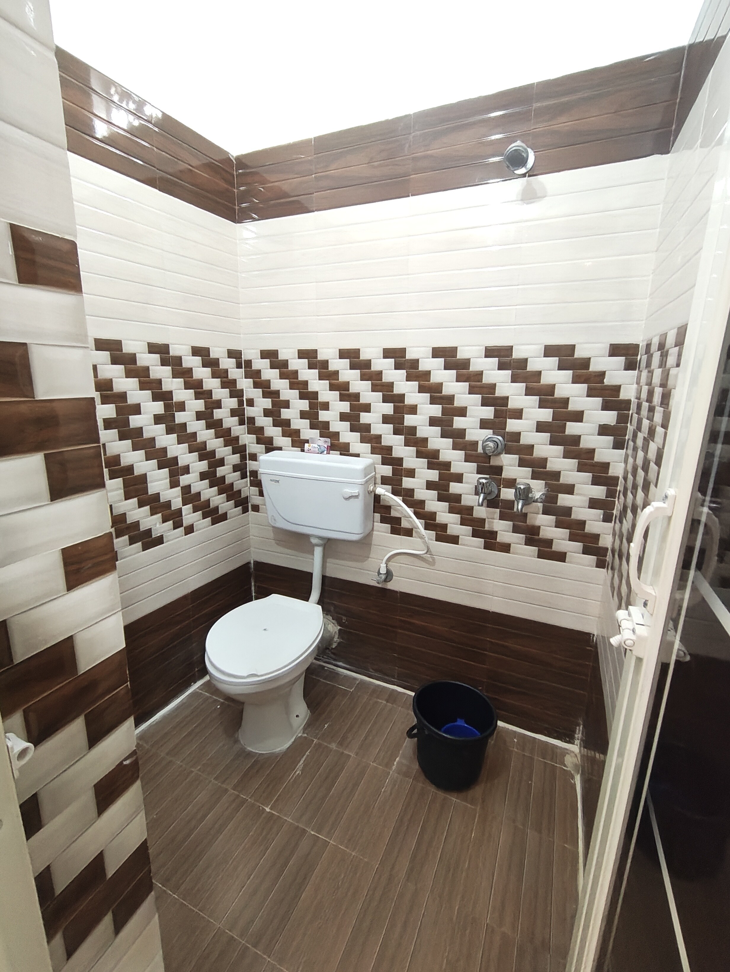 Sunav Residency - Tap to explore photos